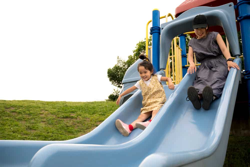 Manfaat Playground di Perumahan Menjadi Alternatif Bermain Keluarga.jpg