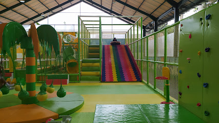 indoor DOCAH: Dolanan Bocah (Indoor Playground)