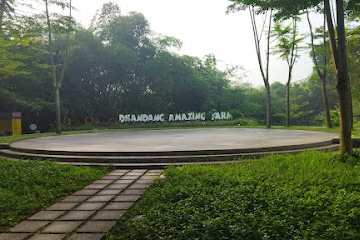 taman yang unik