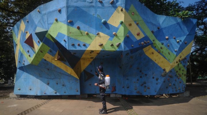 Saparua Climbing & Bouldering Wall