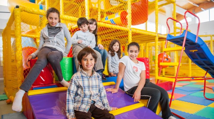 bisnis playground indoor dan outdoor